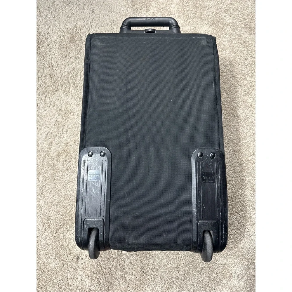 TUMI Suitcase Alpha 22